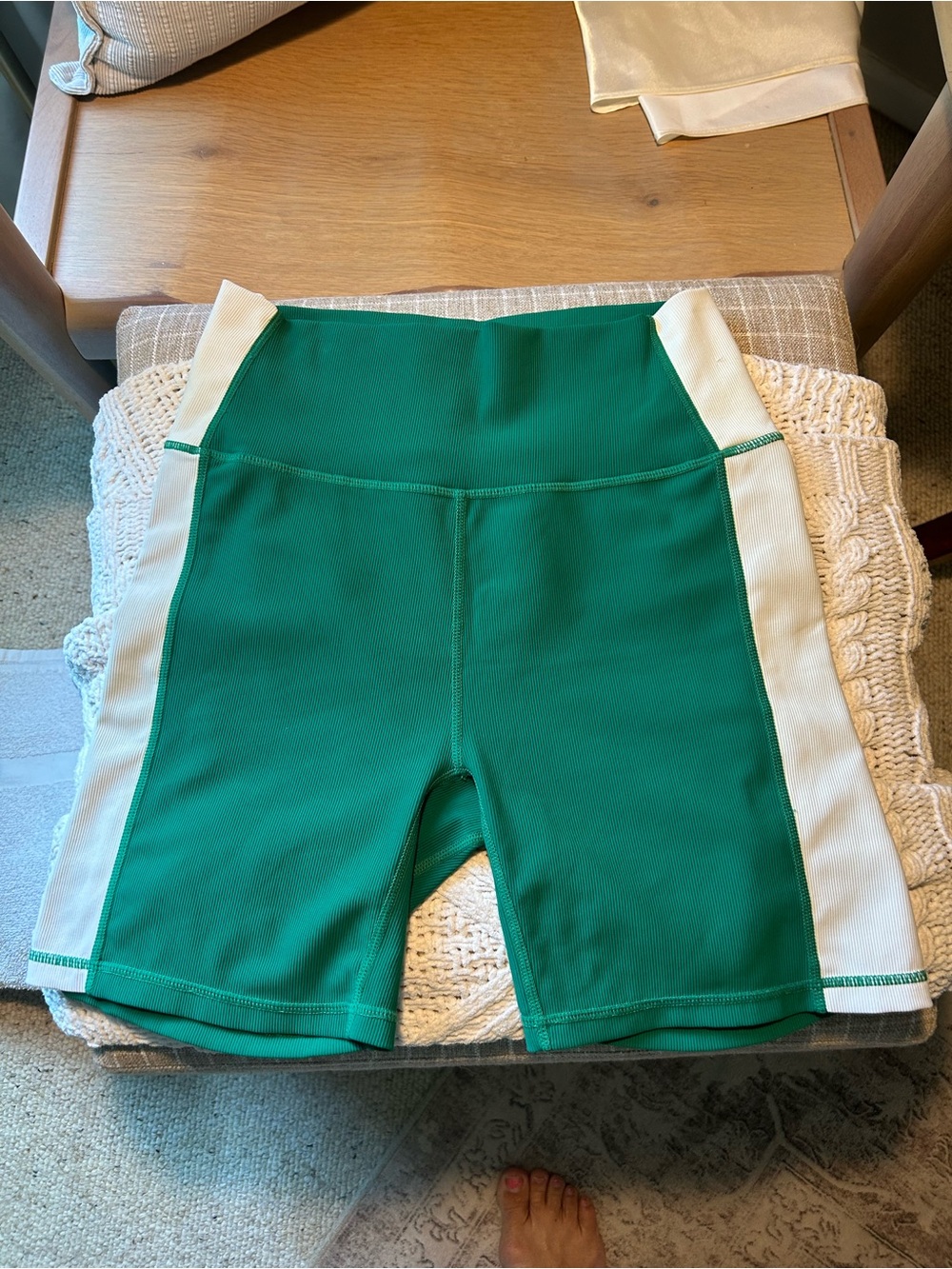WILO The Label High-Rise Green Athletic Shorts with Cream Side Panels